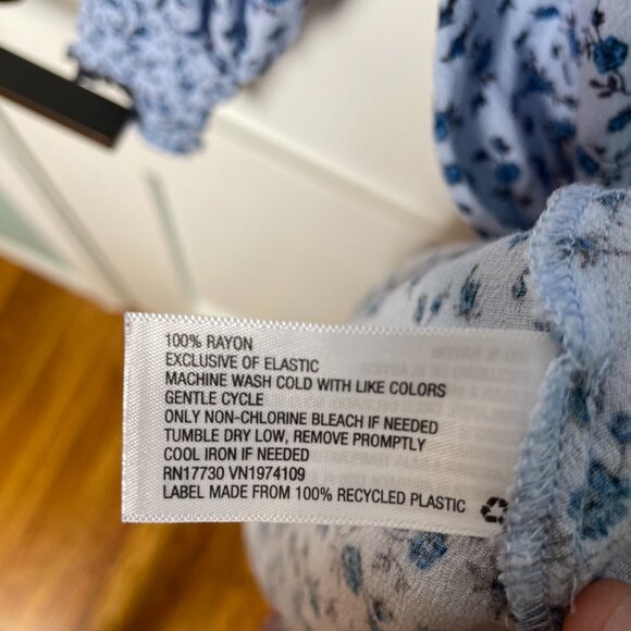 Wild Fable Target Light Blue Floral A-Line Faux Wrap Dress Size Medium - Picture 11 of 11